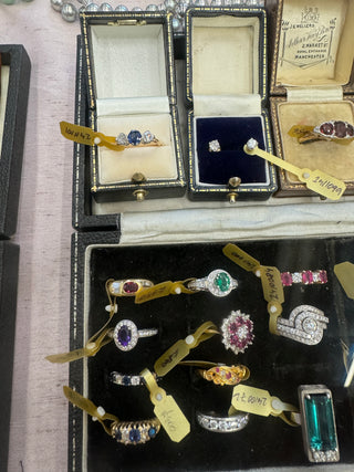How to Score Estate Fine Jewelry at Vintage Market
